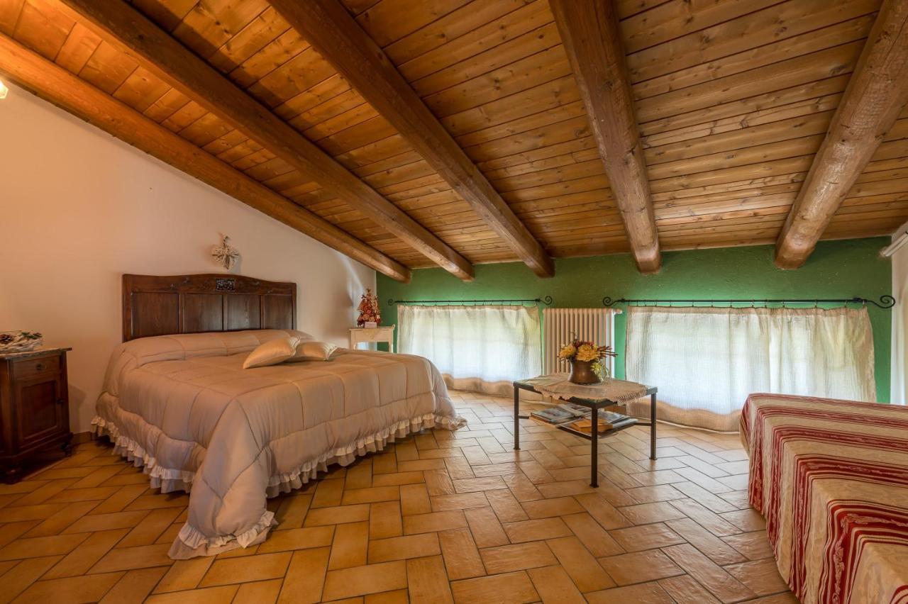 فيلا سالوزوفي Agriturismo Il Nido Di Bacco المظهر الخارجي الصورة