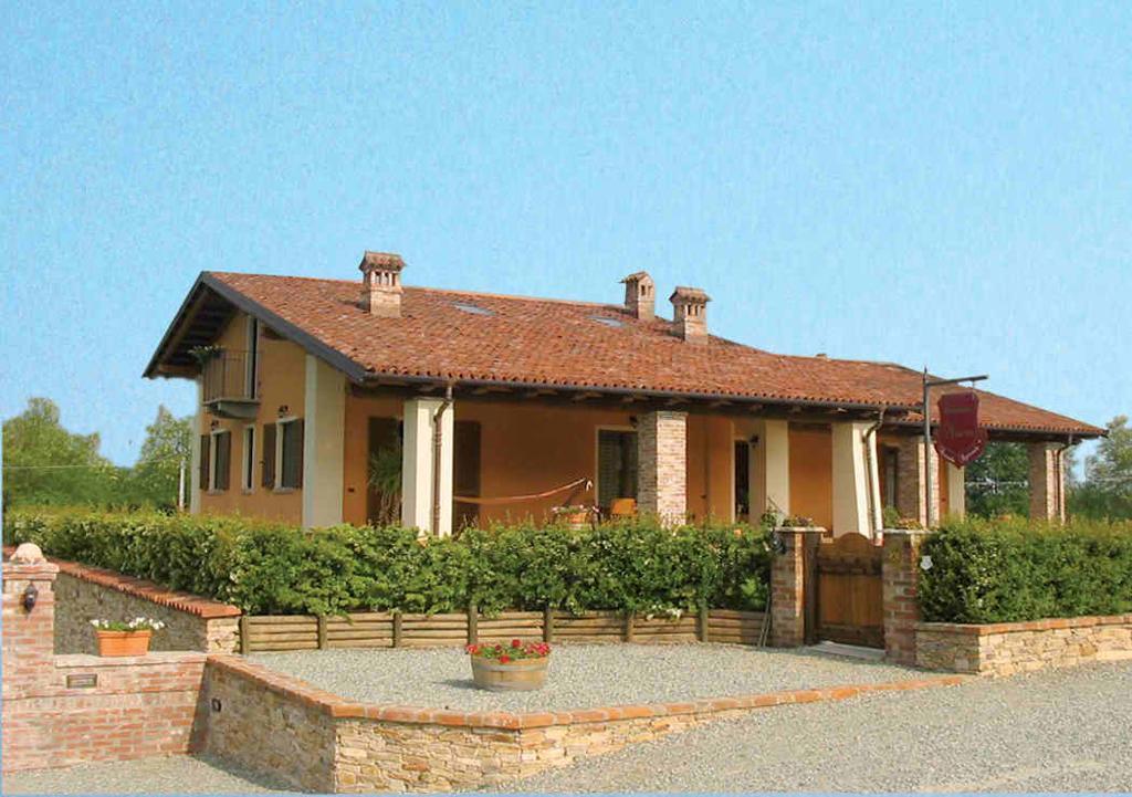 فيلا سالوزوفي Agriturismo Il Nido Di Bacco المظهر الخارجي الصورة